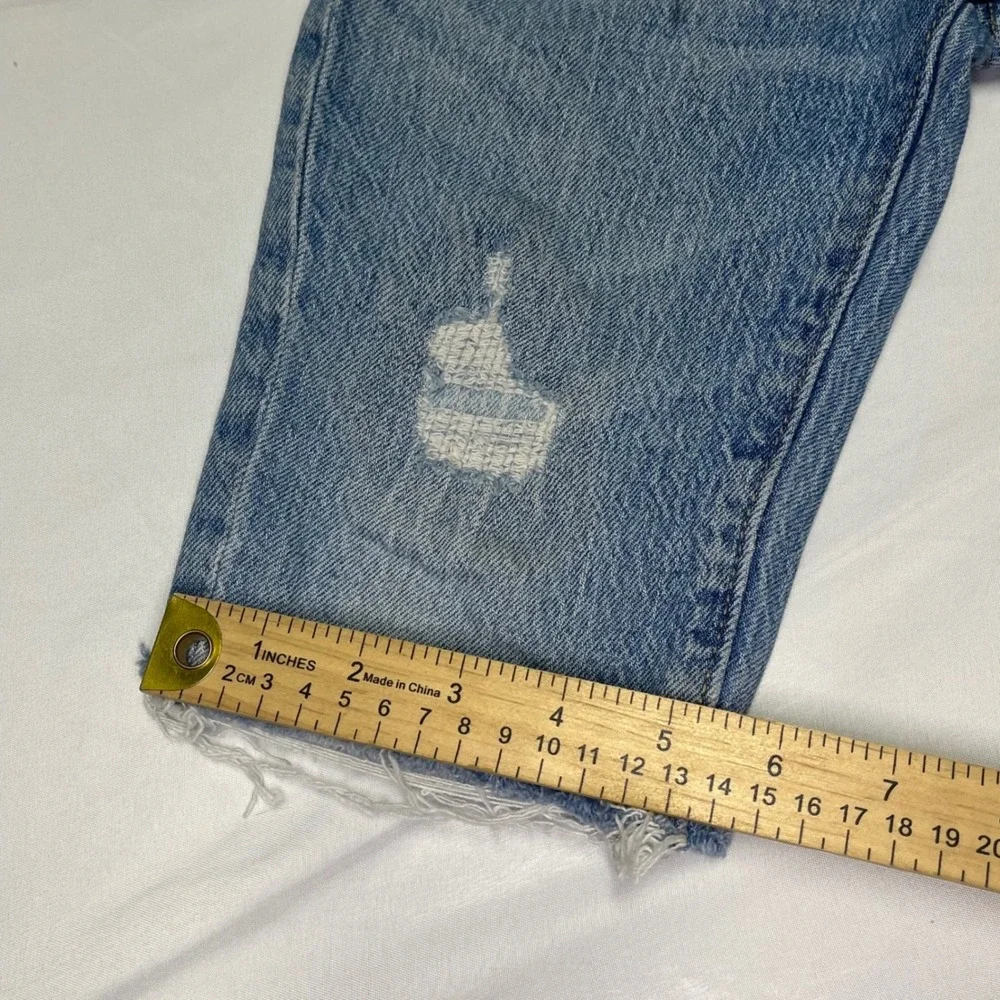 Old Navy Boys Size 5 Original Taper Built-In Flex Distressed Denim Shorts Blue